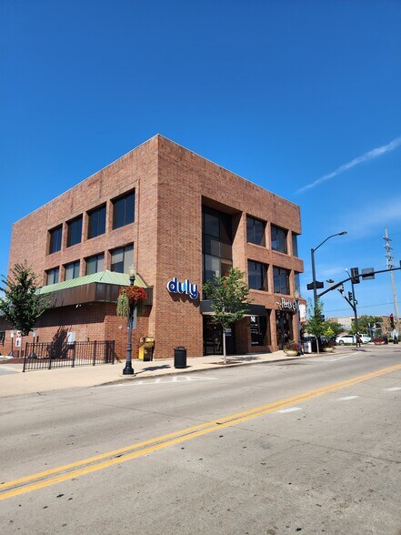 More Photos Of 5100 Main St, Downers Grove Medical For Lease