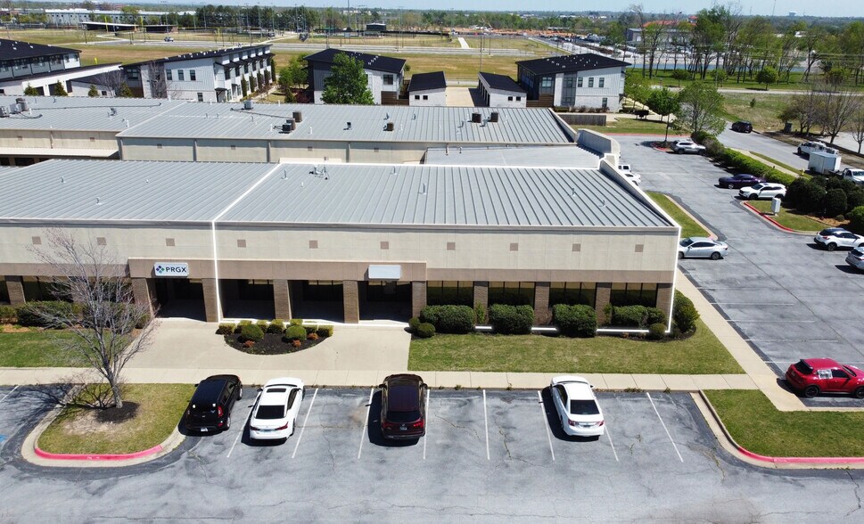 Primary Photo Of 211 SE 34th St, Bentonville Office For Lease