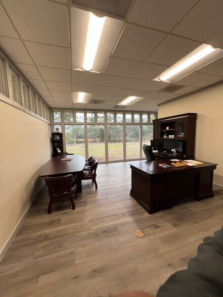 More Photos Of 4425 Belle Oaks Dr, North Charleston Light Distribution For Sale