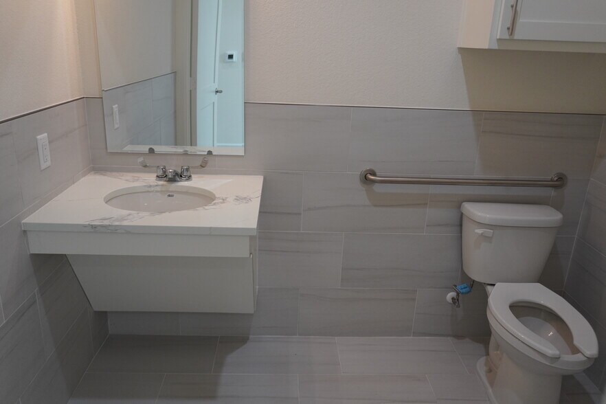 More Photos Of 400 Stonebrook Pky, Frisco Coworking Space