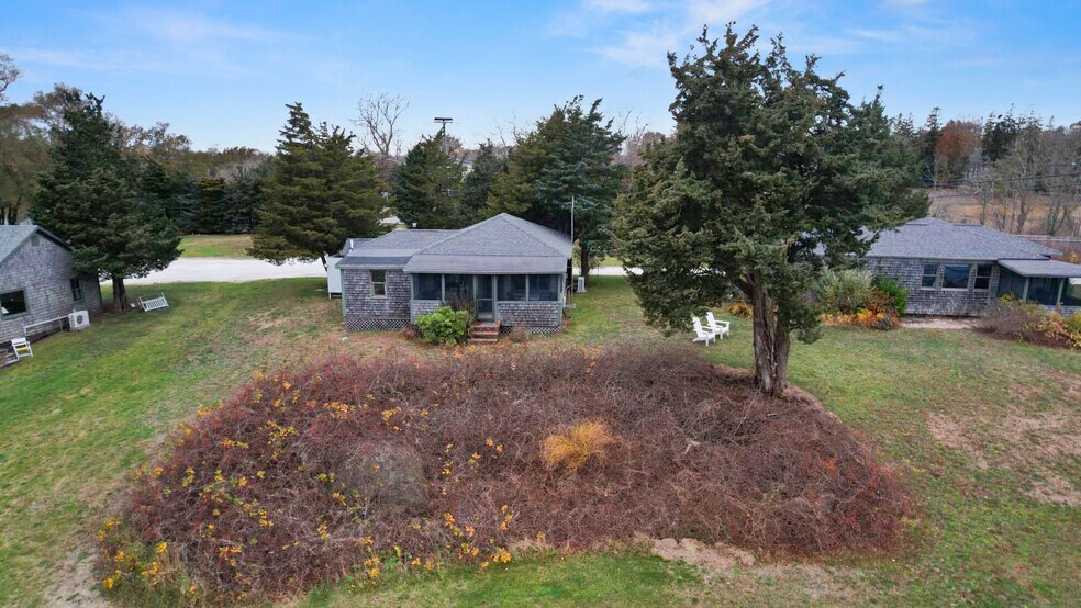 More Photos Of 150 State Hwy, Eastham Specialty For Sale