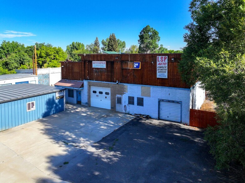 More Photos Of 115 Washington St, Lander Flex For Sale