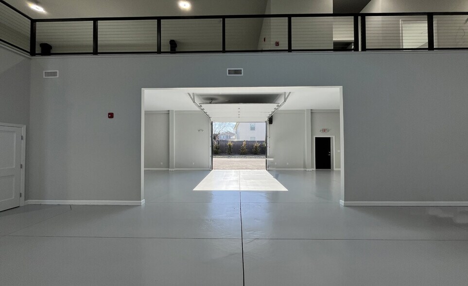 More Photos Of 2398 Beryllium Rd, Scotch Plains Warehouse For Sale