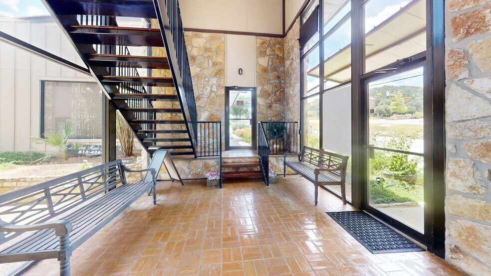 More Photos Of 311 Ranch Road 620 S, Lakeway Unknown For Lease