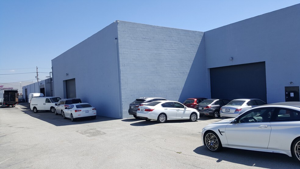More Photos Of 3200 Bandini Blvd, Vernon Manufacturing For Lease