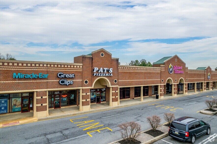 More Photos Of 4201-4331 Concord Pike, Wilmington Freestanding For Lease