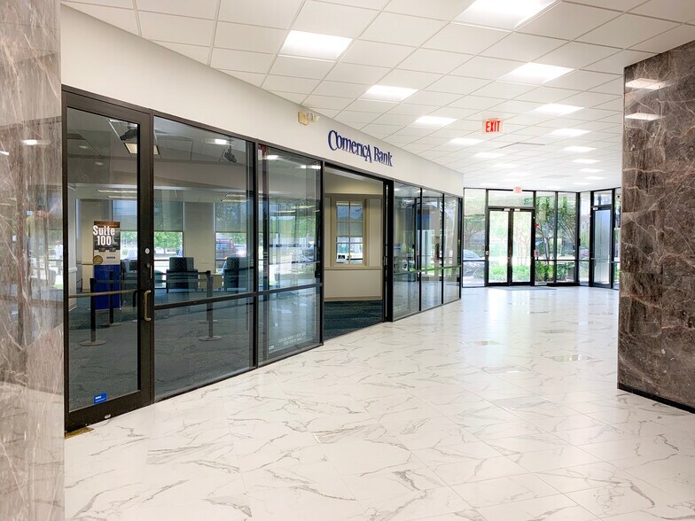 More Photos Of 13111 Westheimer Rd, Houston Office For Sale
