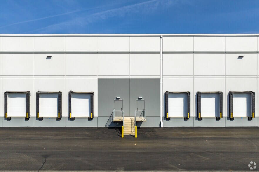 More Photos Of 750 Progress Way, Gaithersburg Unknown For Lease