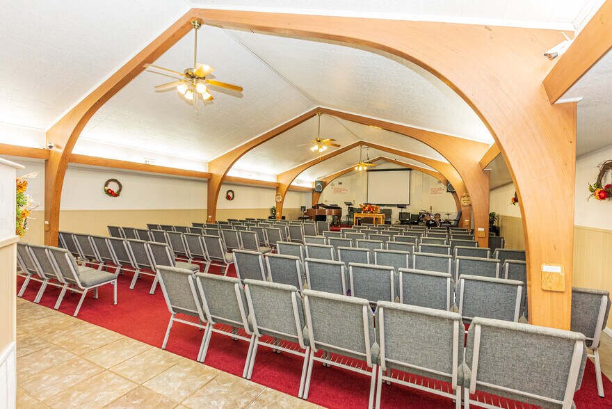 More Photos Of 201 Ragland St, Palestine Religious Facility For Sale