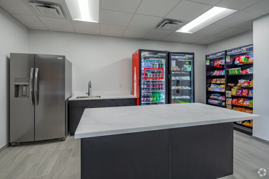 More Photos Of 5410 Maryland Way, Brentwood Unknown For Lease