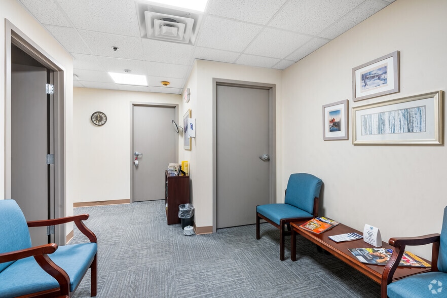 More Photos Of 609 W Johnson Ave, Cheshire Medical For Lease