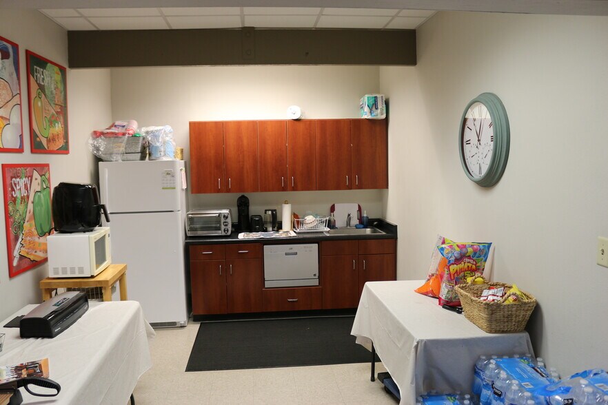 More Photos Of 4885 S 900 E, Salt Lake City Coworking Space