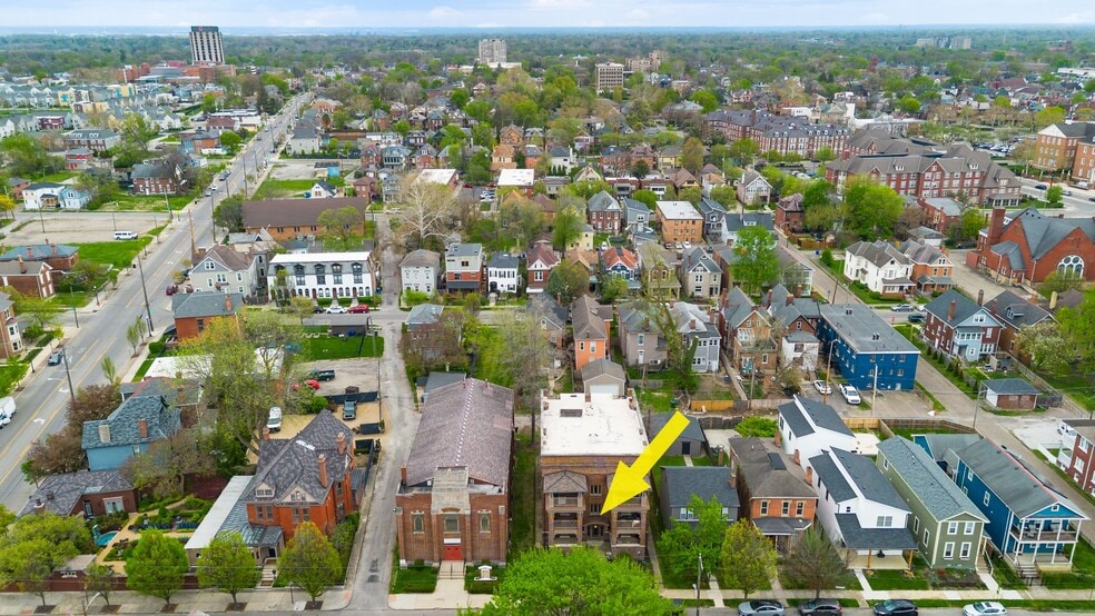 More Photos Of 94 N 20th St, Columbus Apartments For Sale