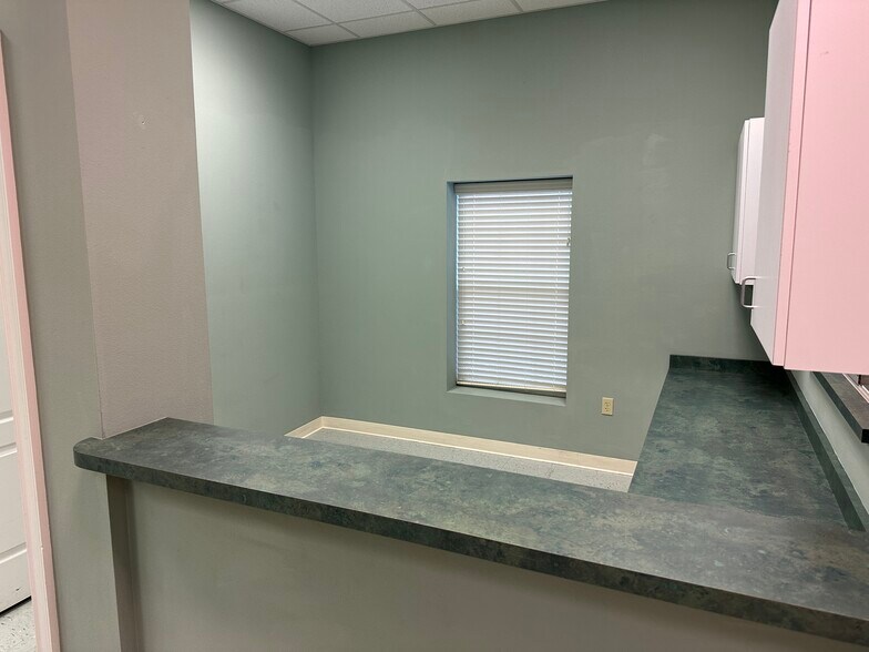 More Photos Of 1737 SE 28th Loop, Ocala Medical For Lease