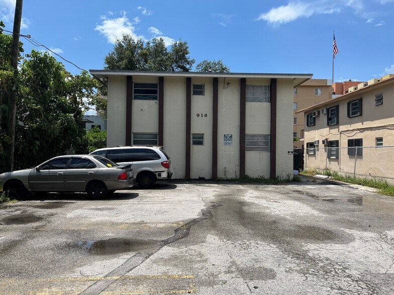 More Photos Of 918 NW 5th St, Miami Apartments For Sale