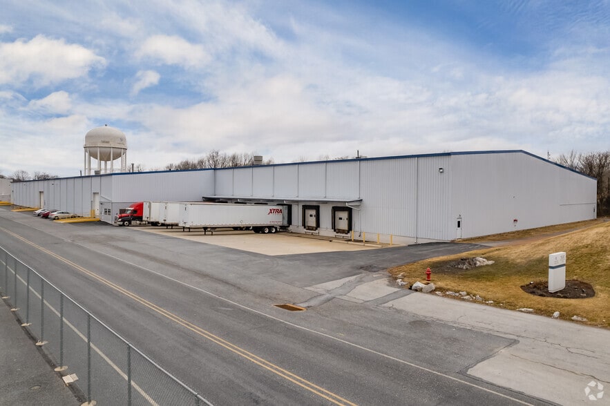 More Photos Of 500 Industrial Ln, Middletown Warehouse For Sale