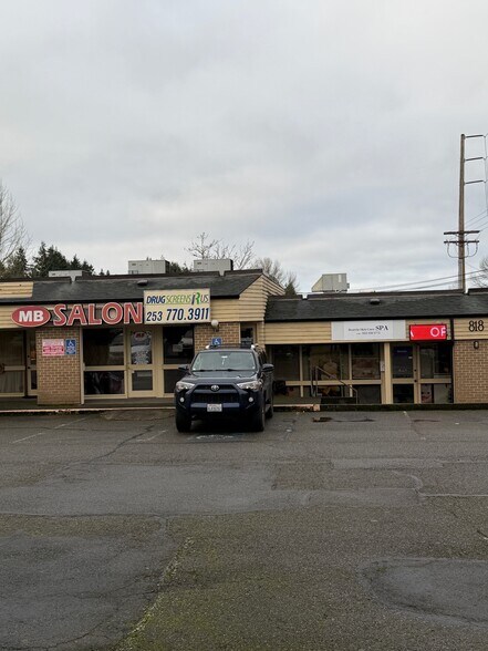 More Photos Of 818 39th Ave SW, Puyallup Office For Sale