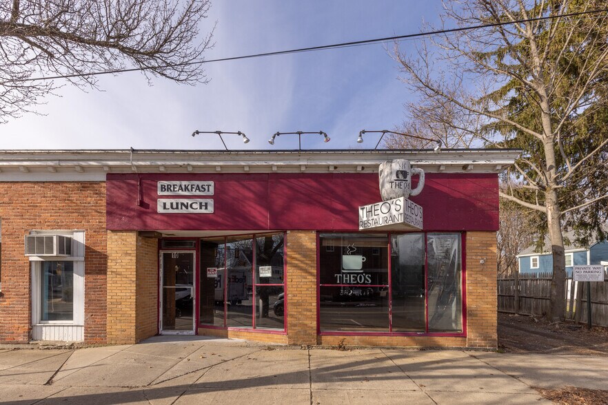 More Photos Of 1 W Main St, Georgetown Storefront Retail Office For Lease