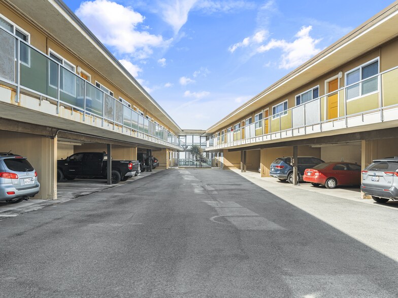 More Photos Of 380 Esplanade Ave, Pacifica Apartments For Sale