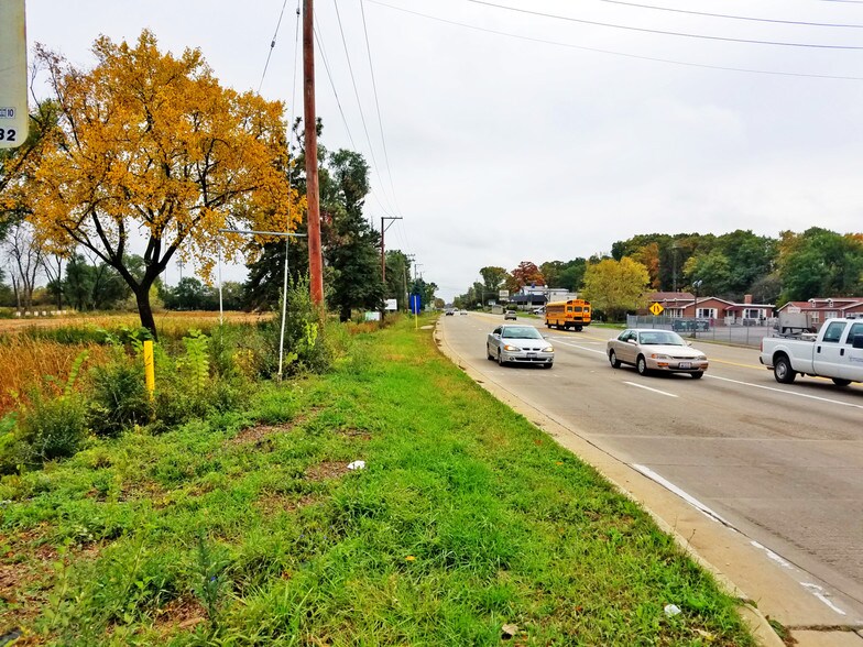 More Photos Of 34165 N Barron Blvd, Grayslake Land For Sale