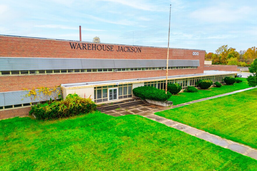 Primary Photo Of 1300 Falahee Rd, Jackson Warehouse For Lease