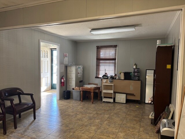 More Photos Of 205 W Bayshore Blvd, Jacksonville Office For Lease