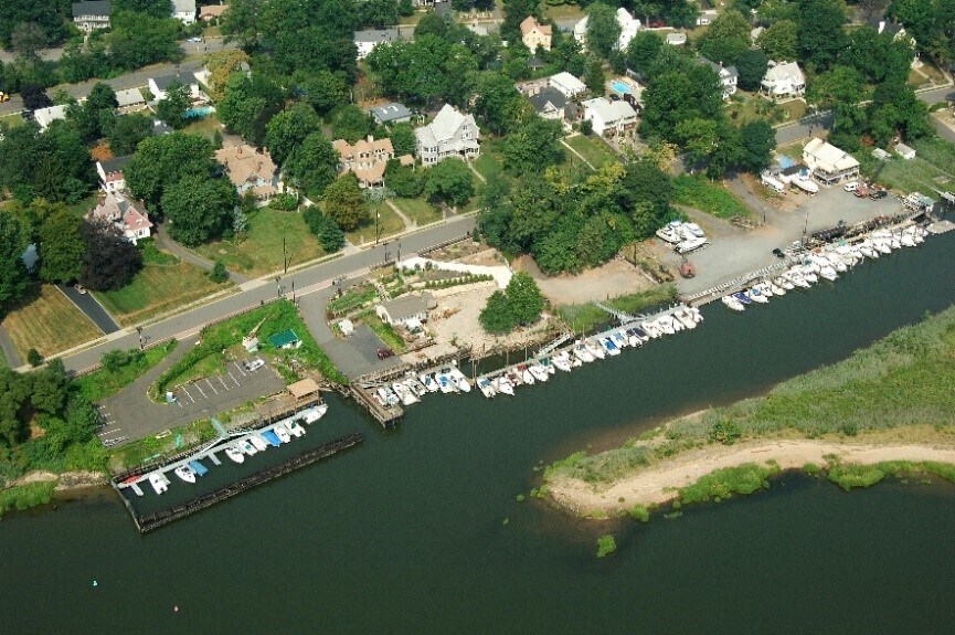 Primary Photo Of Marina Central New Jersey, Sewaren Marina For Sale