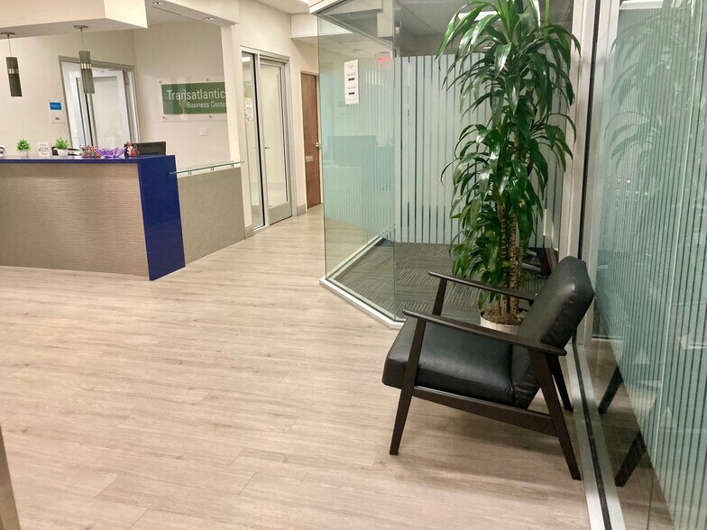 More Photos Of 300 S Pine Island Rd, Plantation Coworking Space