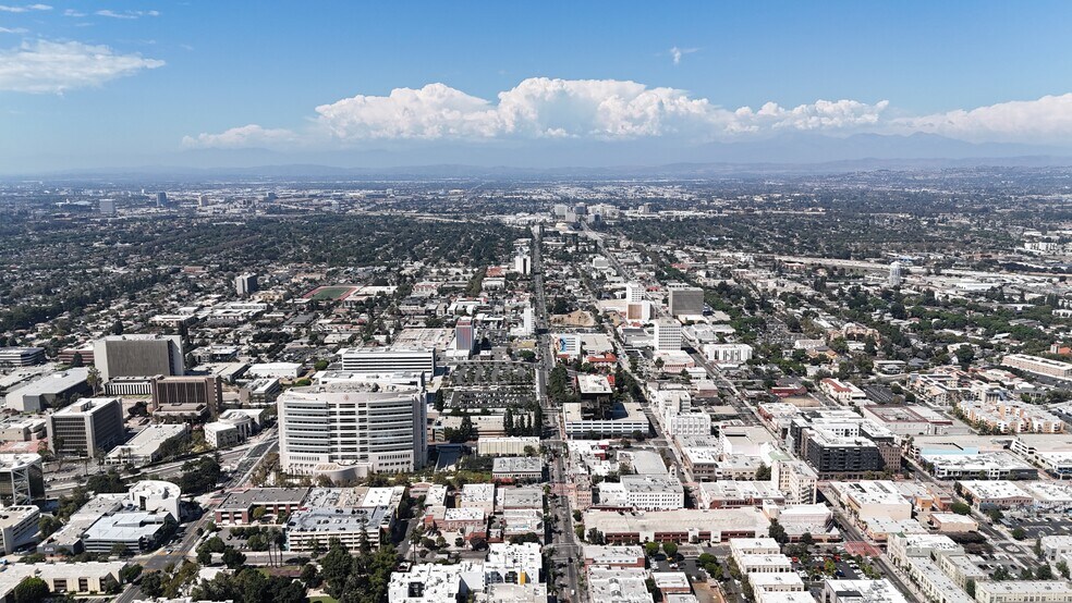 More Photos Of , Santa Ana Unknown For Sale