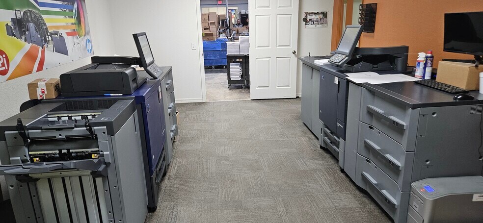 More Photos Of 3250 Dundee Rd, Winter Haven Office For Sale