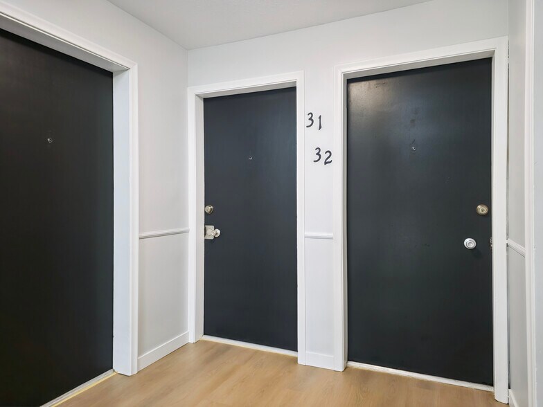 More Photos Of 7301 Corby St, Omaha Apartments For Sale