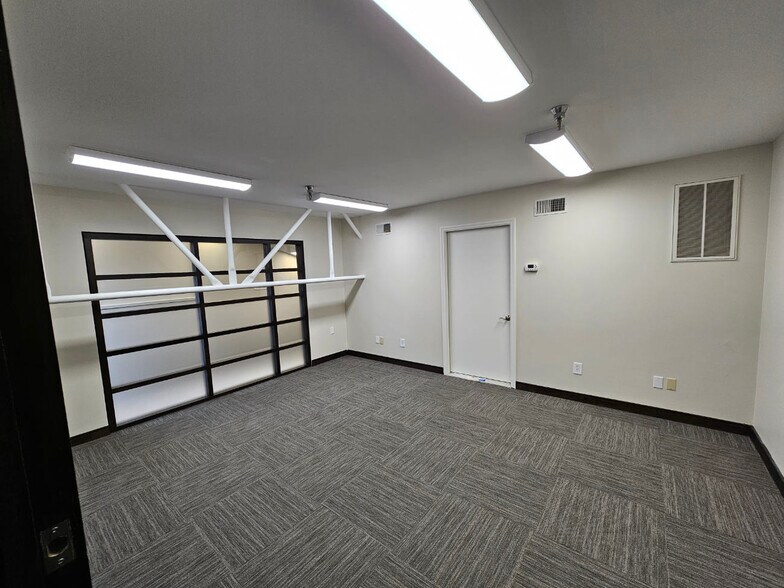 More Photos Of 240B Craven st, New Bern Office For Lease