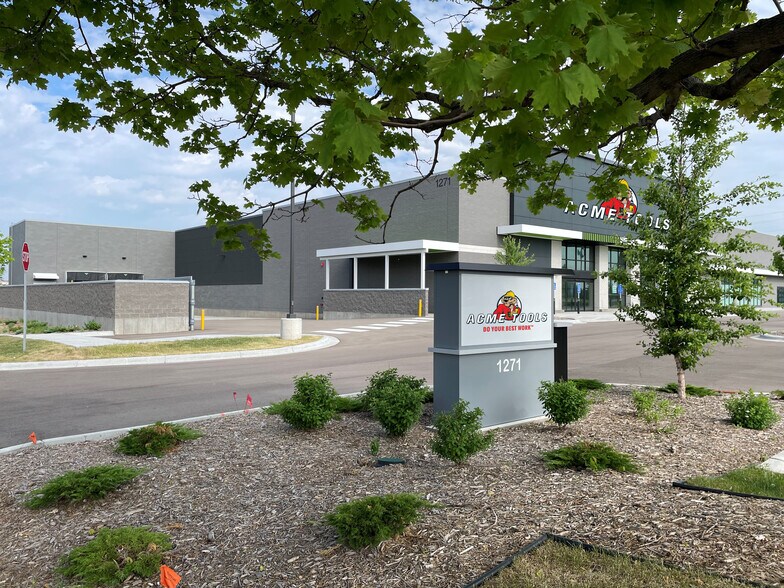 More Photos Of 1271 Yankee Doodle Rd, Eagan Supermarket For Sale