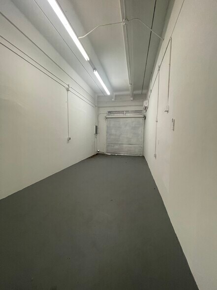 More Photos Of 1926-1948 NW 54th Ave, Margate Warehouse For Lease