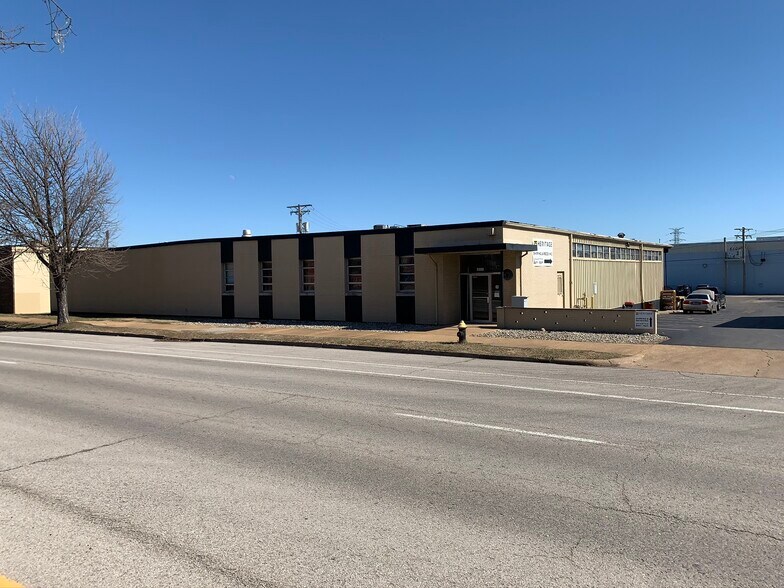More Photos Of 2322 S 7th St, Saint Louis Warehouse For Lease