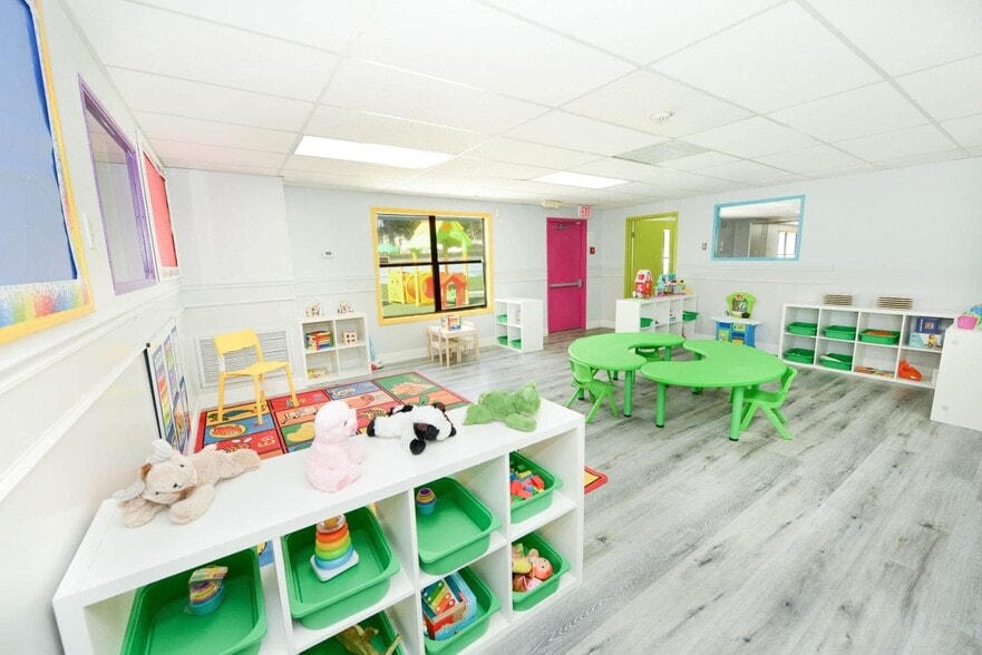 More Photos Of 14387 SW 96th St, Miami Daycare Center For Sale