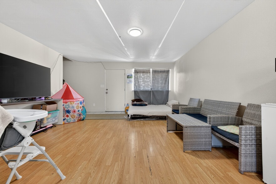 More Photos Of 113-119 Gonda St, Watsonville Apartments For Sale