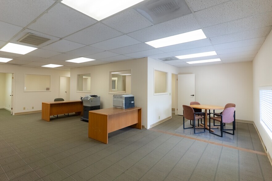 More Photos Of 1451 Leimert Blvd, Oakland Office For Sale