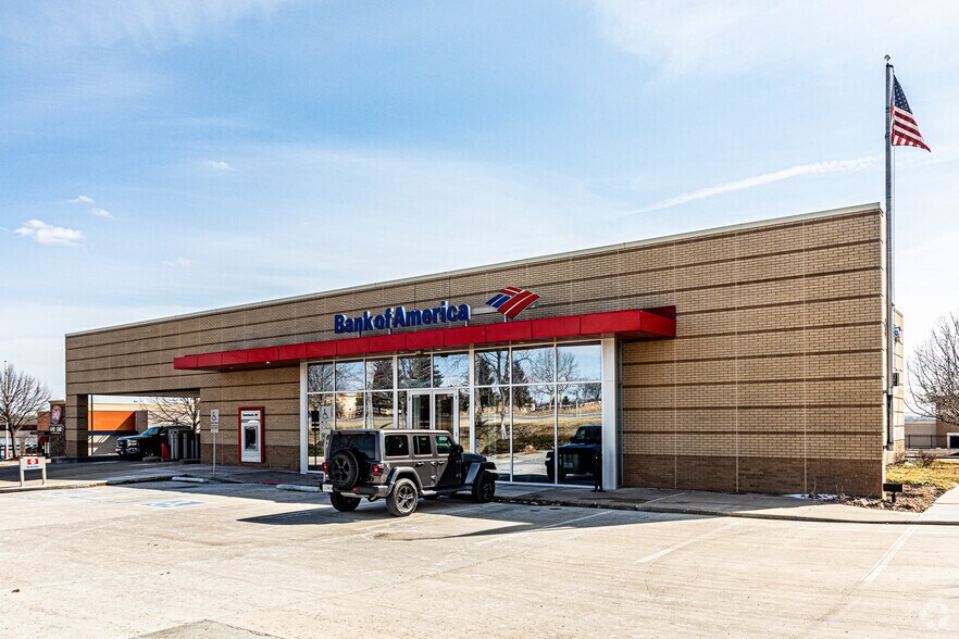 More Photos Of 901-1201 W 136th St, Kansas City Unknown For Lease