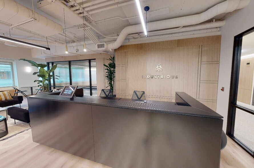 Primary Photo Of 601 13th St NW, Washington Coworking Space