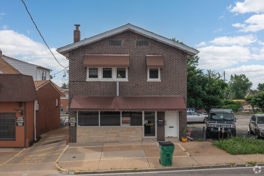 More Photos Of 8206 Gravois Ave, Saint Louis Storefront Retail Residential For Lease