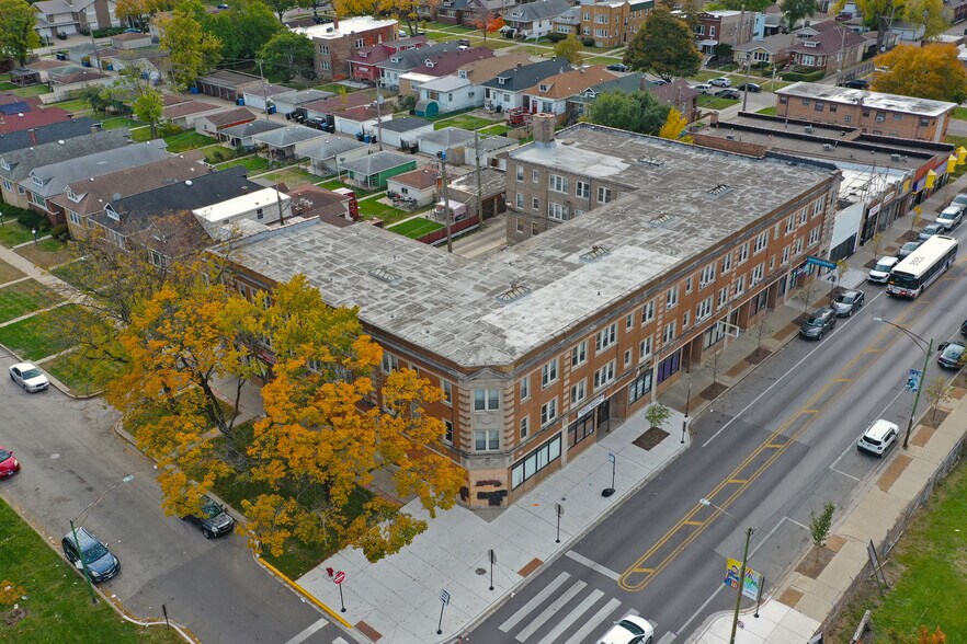 More Photos Of , Chicago Multifamily For Sale