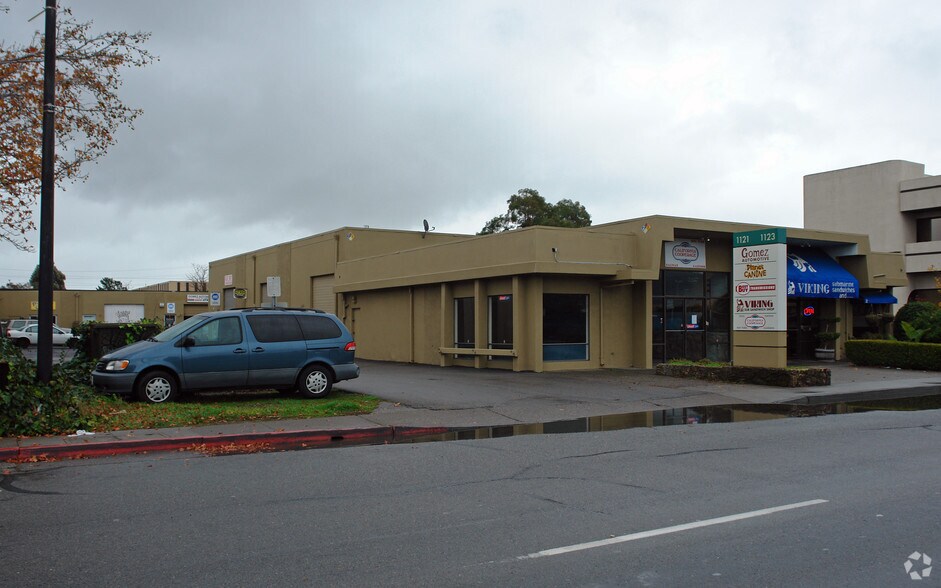 Primary Photo Of 1121 E Francisco Blvd, San Rafael Freestanding For Lease