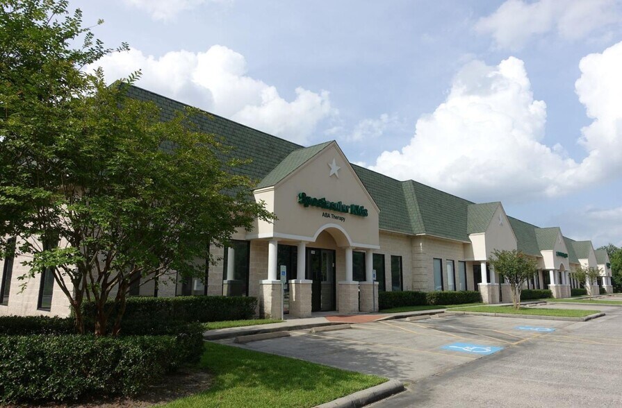 More Photos Of 605-611 Rockmead Dr, Kingwood Unknown For Lease