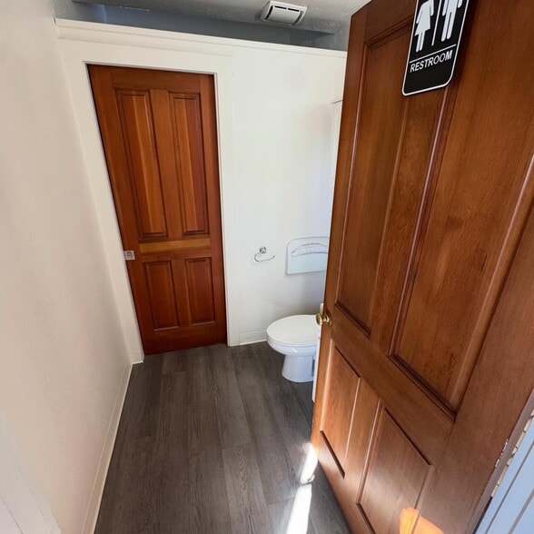 More Photos Of 25 Carlo Dr, Goleta Office Residential For Lease