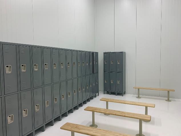 More Photos Of 9486 Holly Rd, Adelanto Warehouse For Sale