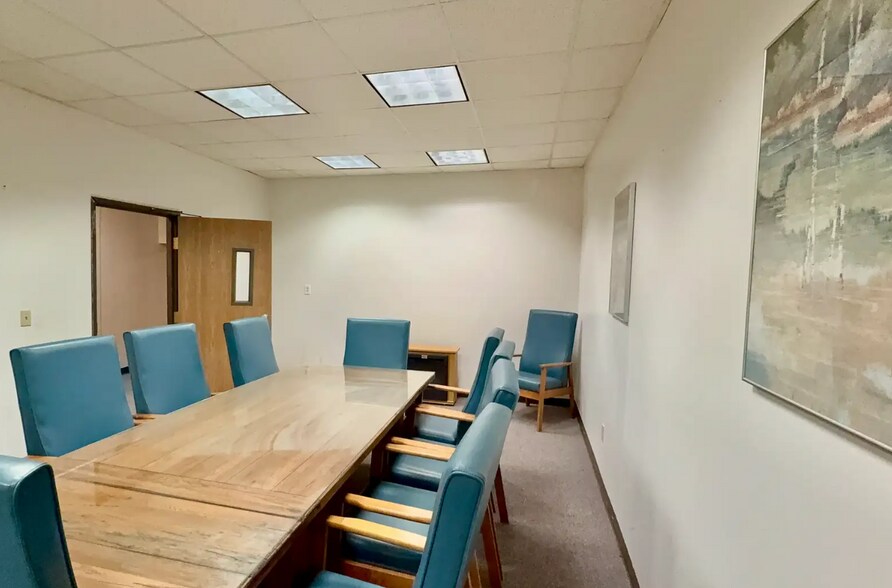 More Photos Of 1819 W Willow St, Lansing Religious Facility For Sale