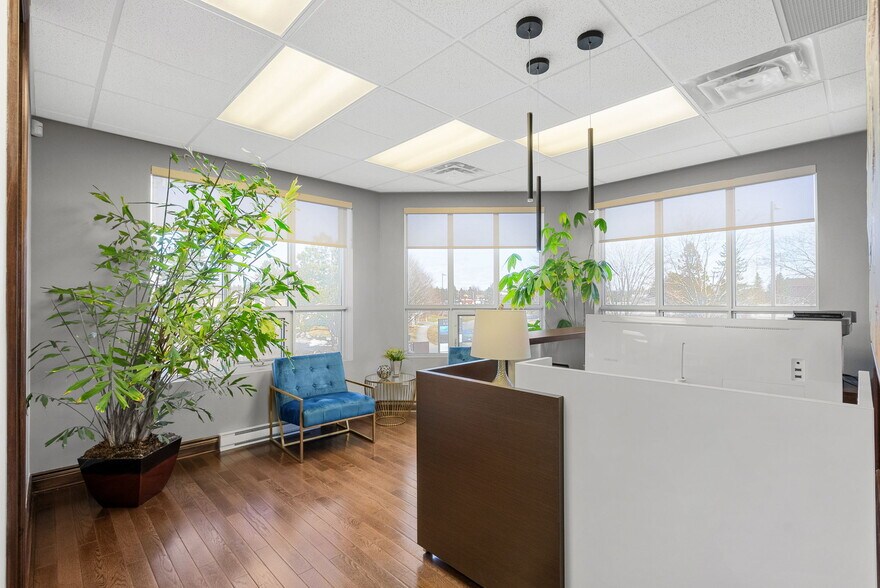 More Photos Of 130 Terence Matthews Cres, Ottawa Office For Sale