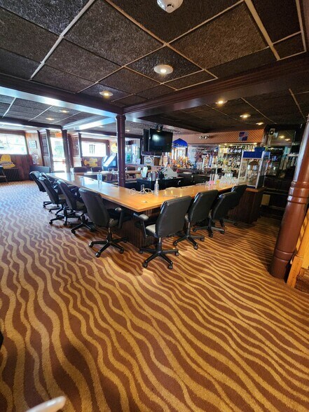 More Photos Of 5 Storer St, Saco General Retail For Sale