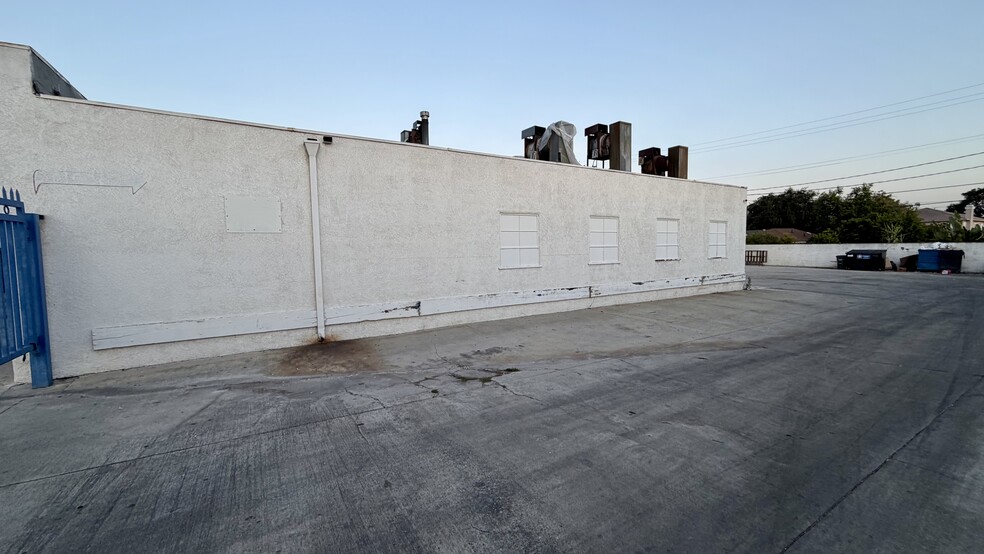 More Photos Of 9604 Valley Blvd, Rosemead Industrial For Sale